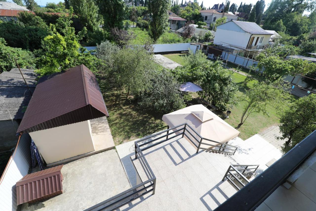 Rozalin Guest House กูเดาทา ภายนอก รูปภาพ